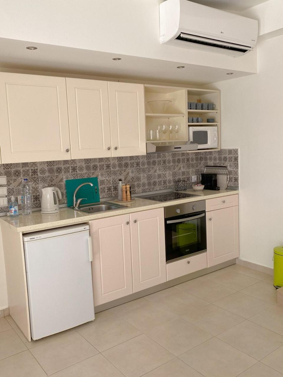 Nostrana Village Apartments Koskinou  Cameră foto